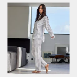 JBS of Denmark Hvid bambus skjorte med smalle grå striber fra*Dame Nattoppe Og -Skjorter|Skjorter