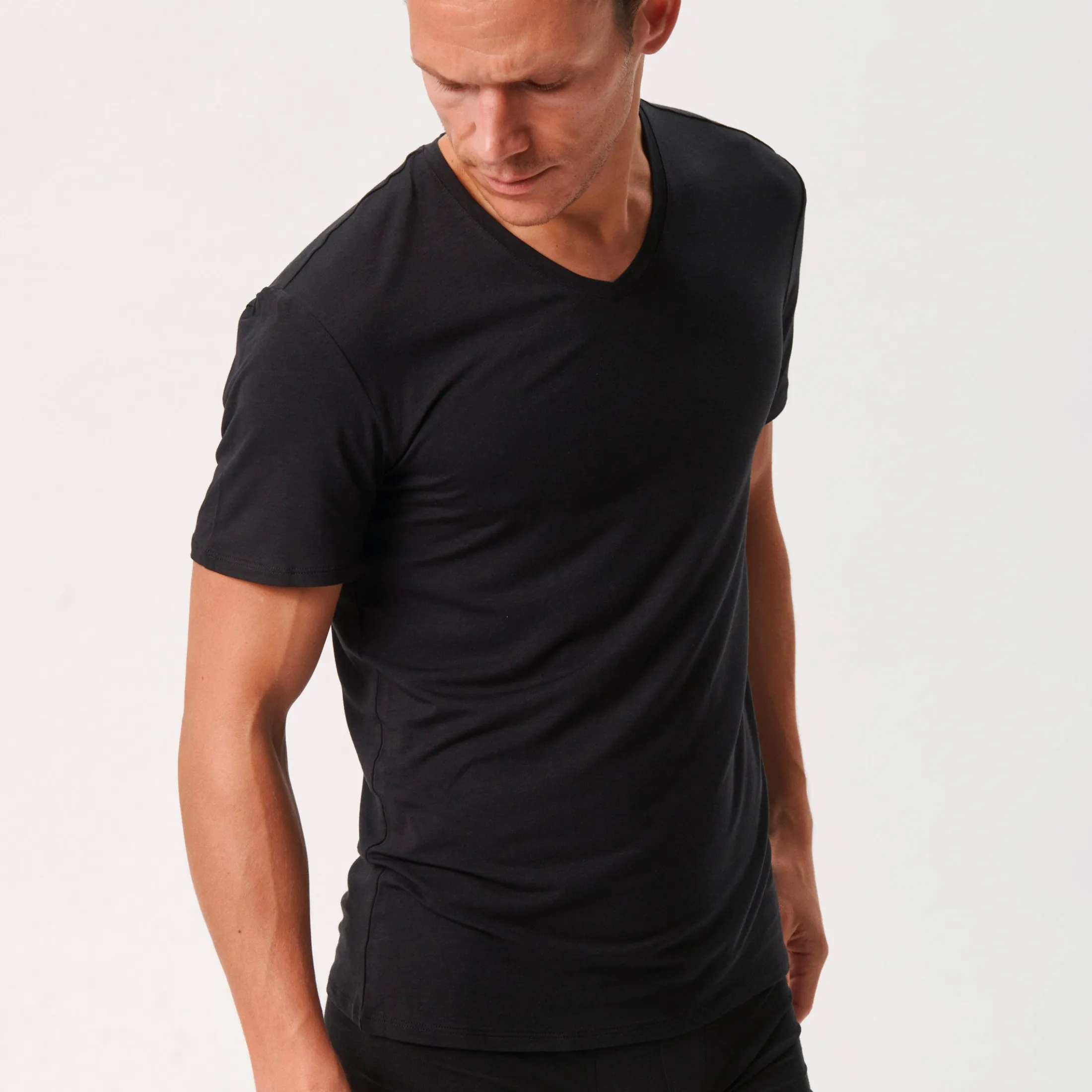 Copenhagen Bamboo e slim fit v-hals bambus T-shirts - 2 pak* Undertrøjer|T-Shirts