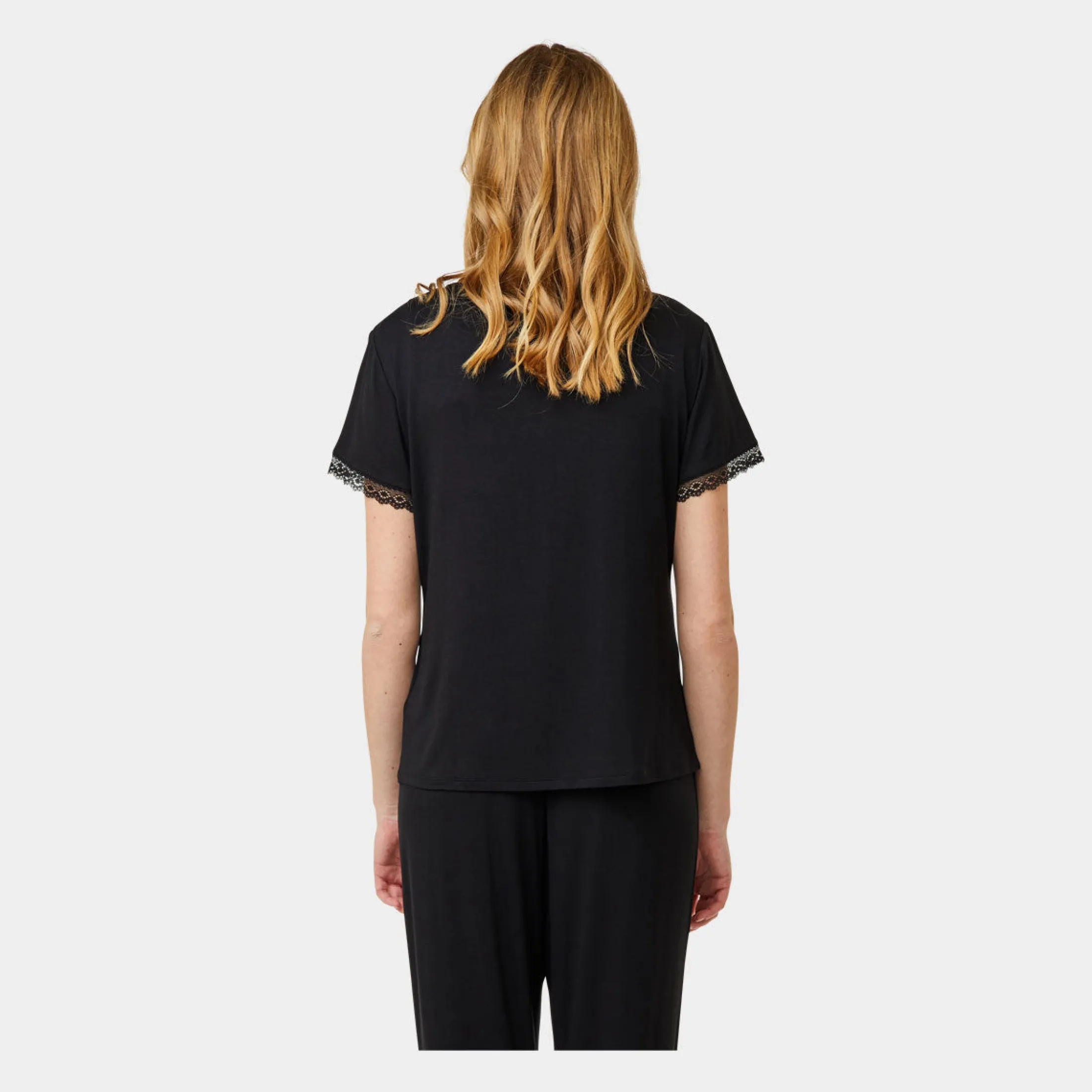 CCDK Superblød kortærmet bambus nattrøje med blondekant fra*Dame Nattoppe Og -Skjorter